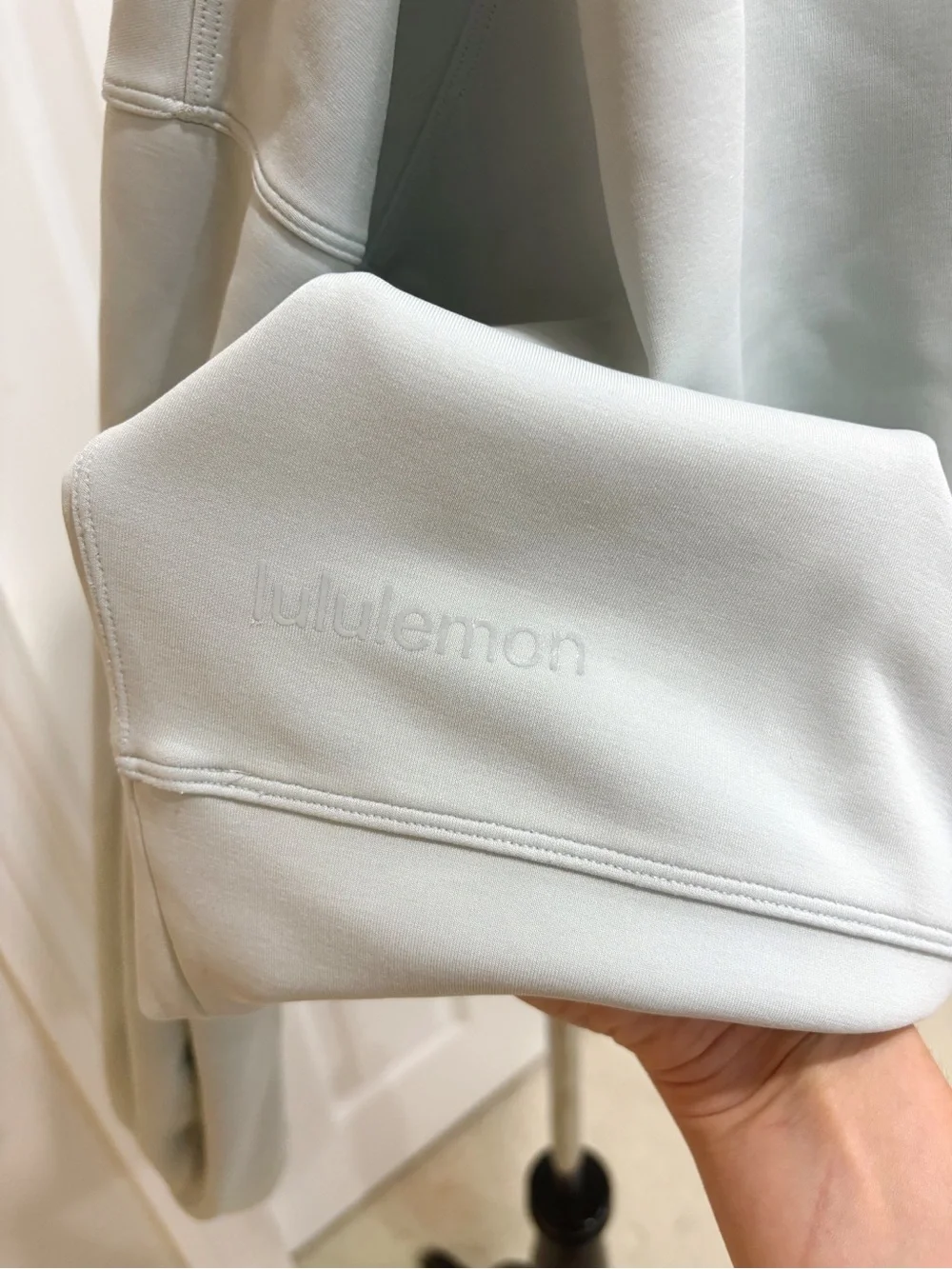 Lululemon Softstreme Perfectly Oversized Cropped Crew Sheer Blue Size 18/20 XXL